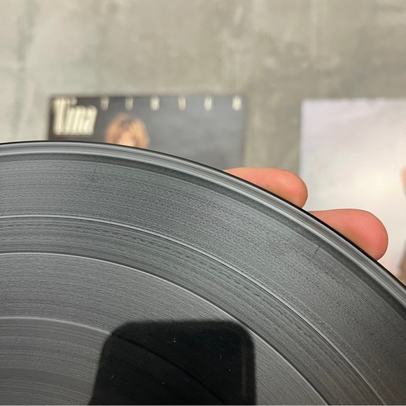 Tina Turner ‎– Private Dancer  LP 1984 Capitol Records ‎– ST-12330 - Picture 7 of 10